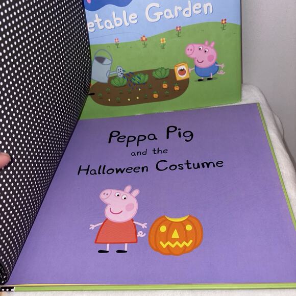 Peppa Pig & the Halloween Costume / Peppa Pig & The Vegetable Garden HARDBACKS - Picture 2 of 7